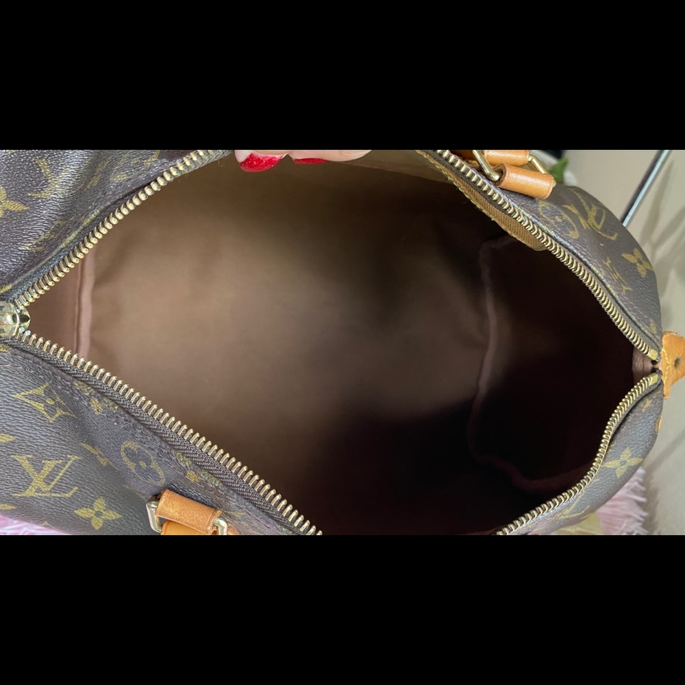 Authentic Louis Vuitton Speedy 30 monogram - Picture 16 of 16
